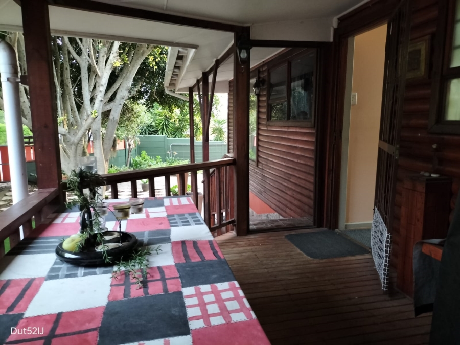3 Bedroom Property for Sale in Fraaiuitsig Western Cape